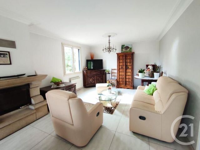 Afficher la photo en grand maison à vendre - 5 pièces - 122.13 m2 - ETRELLES - 35 - BRETAGNE - Century 21 A.I.T