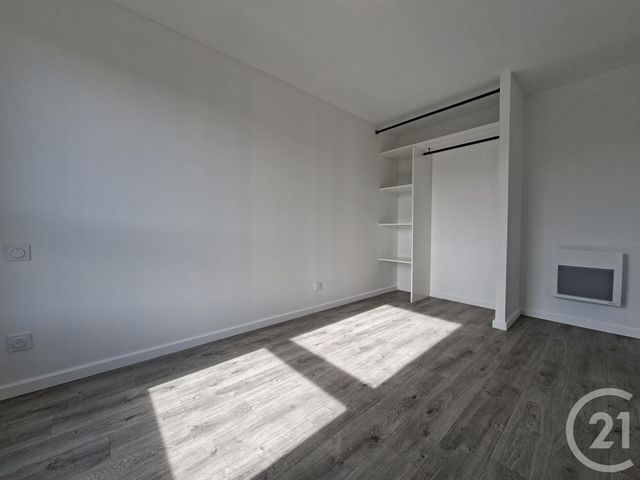 maison à louer - 4 pièces - 84.6 m2 - VITRE - 35 - BRETAGNE - Century 21 A.I.T