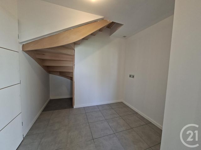 maison à louer - 4 pièces - 84.6 m2 - VITRE - 35 - BRETAGNE - Century 21 A.I.T