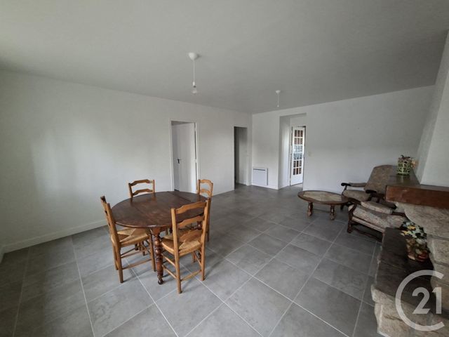 maison à louer - 5 pièces - 119.38 m2 - NOYAL SUR VILAINE - 35 - BRETAGNE - Century 21 A.I.T