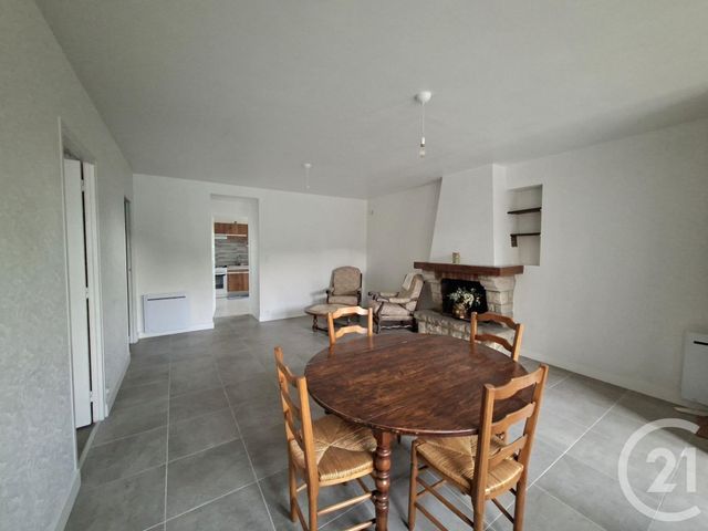 maison à louer - 5 pièces - 119.38 m2 - NOYAL SUR VILAINE - 35 - BRETAGNE - Century 21 A.I.T