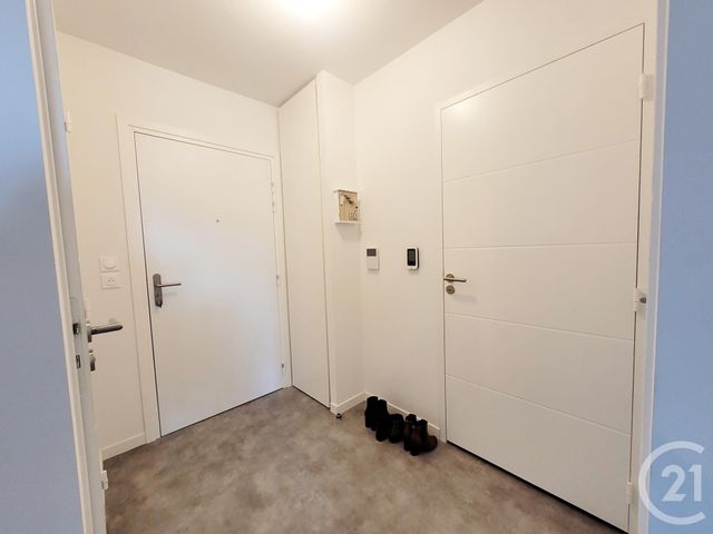 Afficher la photo en grand Appartement F2 à louer - 2 pièces - 47.49 m2 - VITRE - 35 - BRETAGNE - Century 21 A.I.T