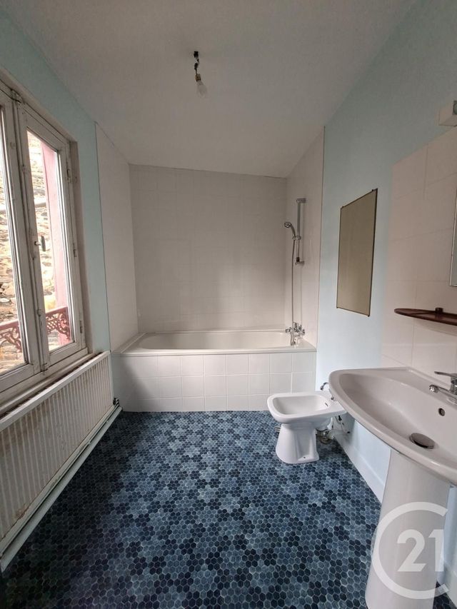 immeuble à vendre - 93.0 m2 - VITRE - 35 - BRETAGNE - Century 21 A.I.T