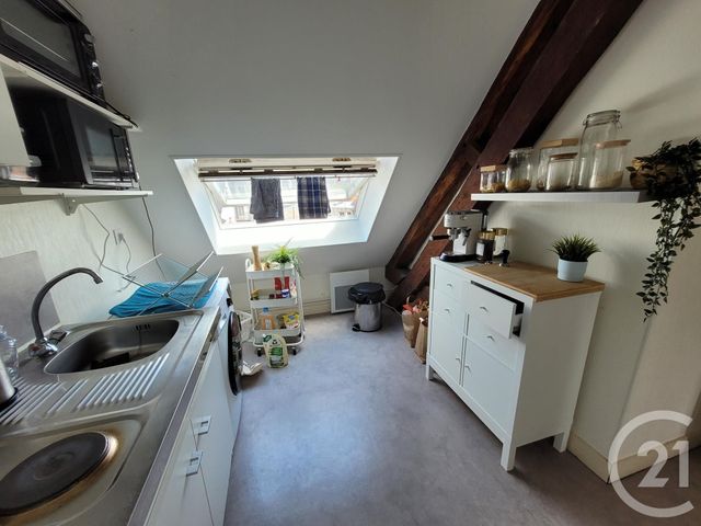 Appartement à louer - 2 pièces - 35.0 m2 - VITRE - 35 - BRETAGNE - Century 21 A.I.T