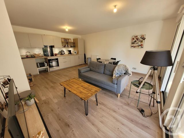 Appartement F3 à louer - 3 pièces - 64.82 m2 - VITRE - 35 - BRETAGNE - Century 21 A.I.T