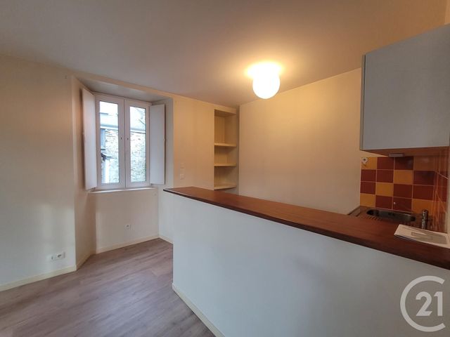 Appartement Duplex à louer - 2 pièces - 36.24 m2 - VITRE - 35 - BRETAGNE - Century 21 A.I.T