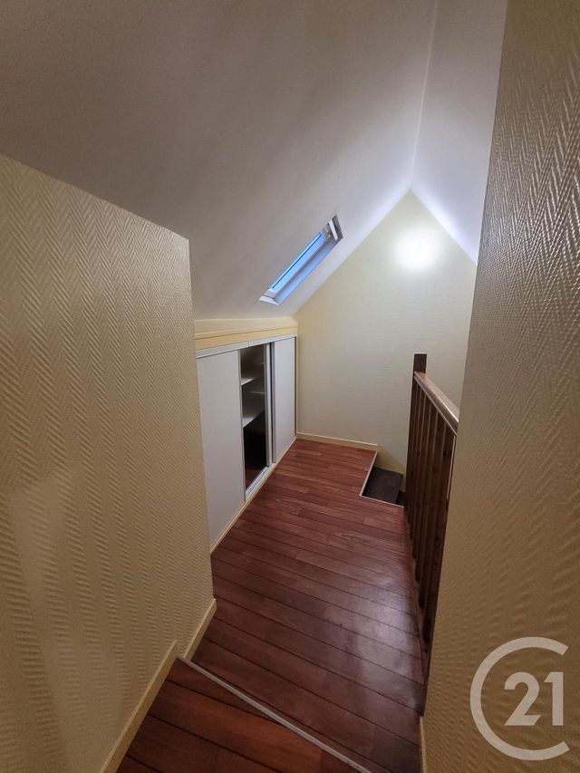 Appartement Duplex à louer - 2 pièces - 36.24 m2 - VITRE - 35 - BRETAGNE - Century 21 A.I.T