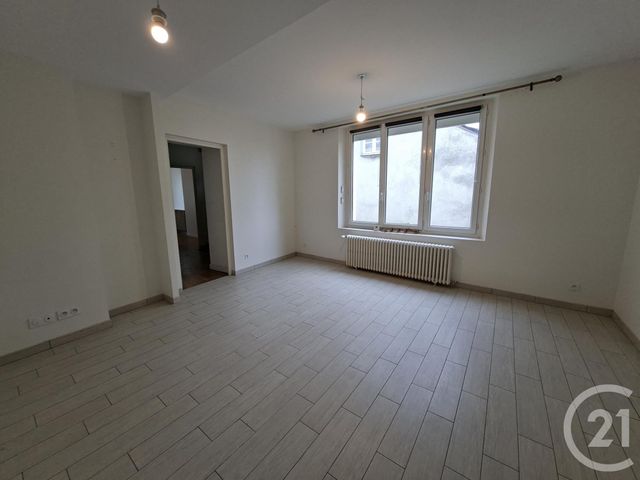 maison à louer - 5 pièces - 96.68 m2 - VITRE - 35 - BRETAGNE - Century 21 A.I.T