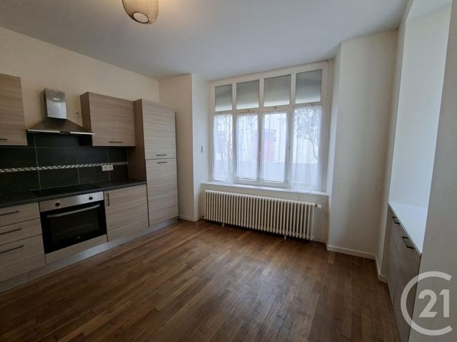 maison à louer - 5 pièces - 96.68 m2 - VITRE - 35 - BRETAGNE - Century 21 A.I.T