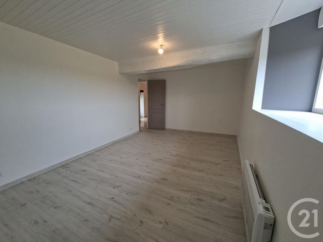 maison à louer - 3 pièces - 81.42 m2 - ARGENTRE DU PLESSIS - 35 - BRETAGNE - Century 21 A.I.T