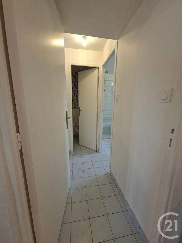 maison à louer - 3 pièces - 81.42 m2 - ARGENTRE DU PLESSIS - 35 - BRETAGNE - Century 21 A.I.T