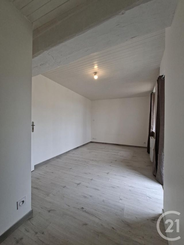 maison à louer - 3 pièces - 81.42 m2 - ARGENTRE DU PLESSIS - 35 - BRETAGNE - Century 21 A.I.T