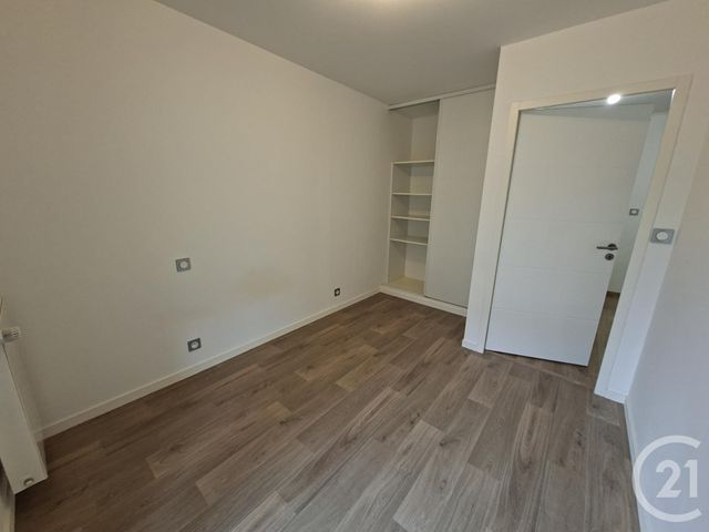 Appartement F3 à louer - 3 pièces - 64.8 m2 - VITRE - 35 - BRETAGNE - Century 21 A.I.T