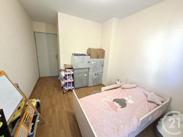 Appartement F3 à vendre - 3 pièces - 60.7 m2 - ETRELLES - 35 - BRETAGNE - Century 21 A.I.T