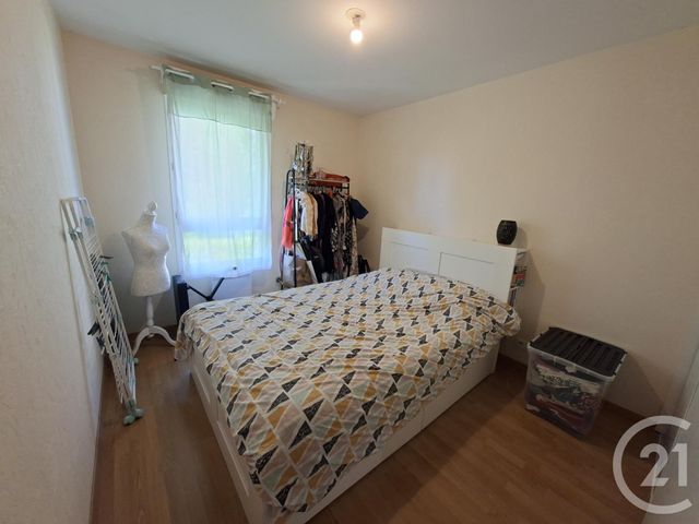 Appartement F3 à vendre - 3 pièces - 60.7 m2 - ETRELLES - 35 - BRETAGNE - Century 21 A.I.T