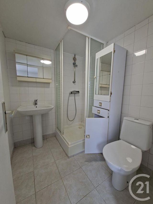 maison à louer - 7 pièces - 157.94 m2 - VITRE - 35 - BRETAGNE - Century 21 A.I.T