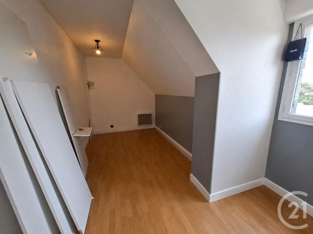 maison à louer - 7 pièces - 157.94 m2 - VITRE - 35 - BRETAGNE - Century 21 A.I.T