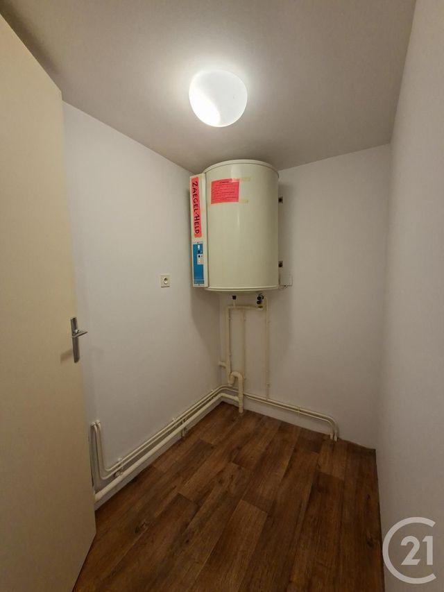 Appartement à louer - 2 pièces - 38.5 m2 - VITRE - 35 - BRETAGNE - Century 21 A.I.T
