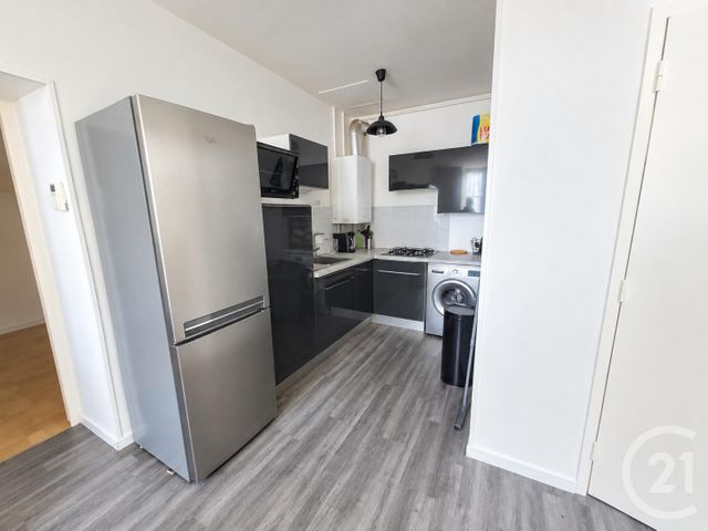 Appartement F2 à louer - 2 pièces - 45.99 m2 - VITRE - 35 - BRETAGNE - Century 21 A.I.T