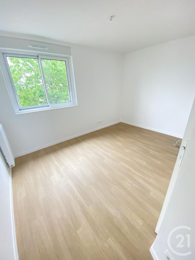 Appartement T5 à vendre - 5 pièces - 100.35 m2 - LA BOUEXIERE - 35 - BRETAGNE - Century 21 A.I.T